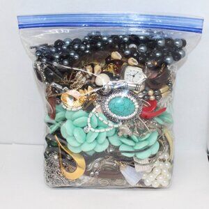 Vintage Wearable Jewelry Lot